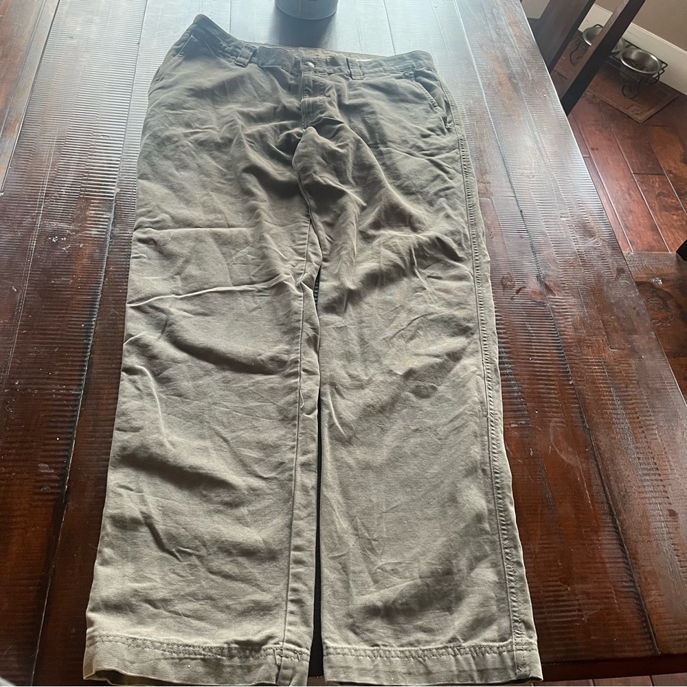 Columbia Men's Tan Chino Pants